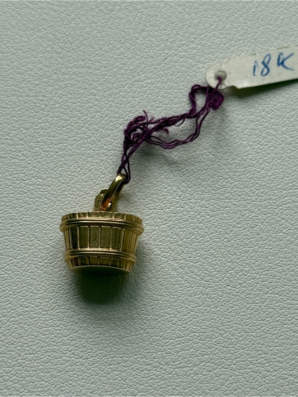 Vintage 18 karat gold basket charm made in Italy